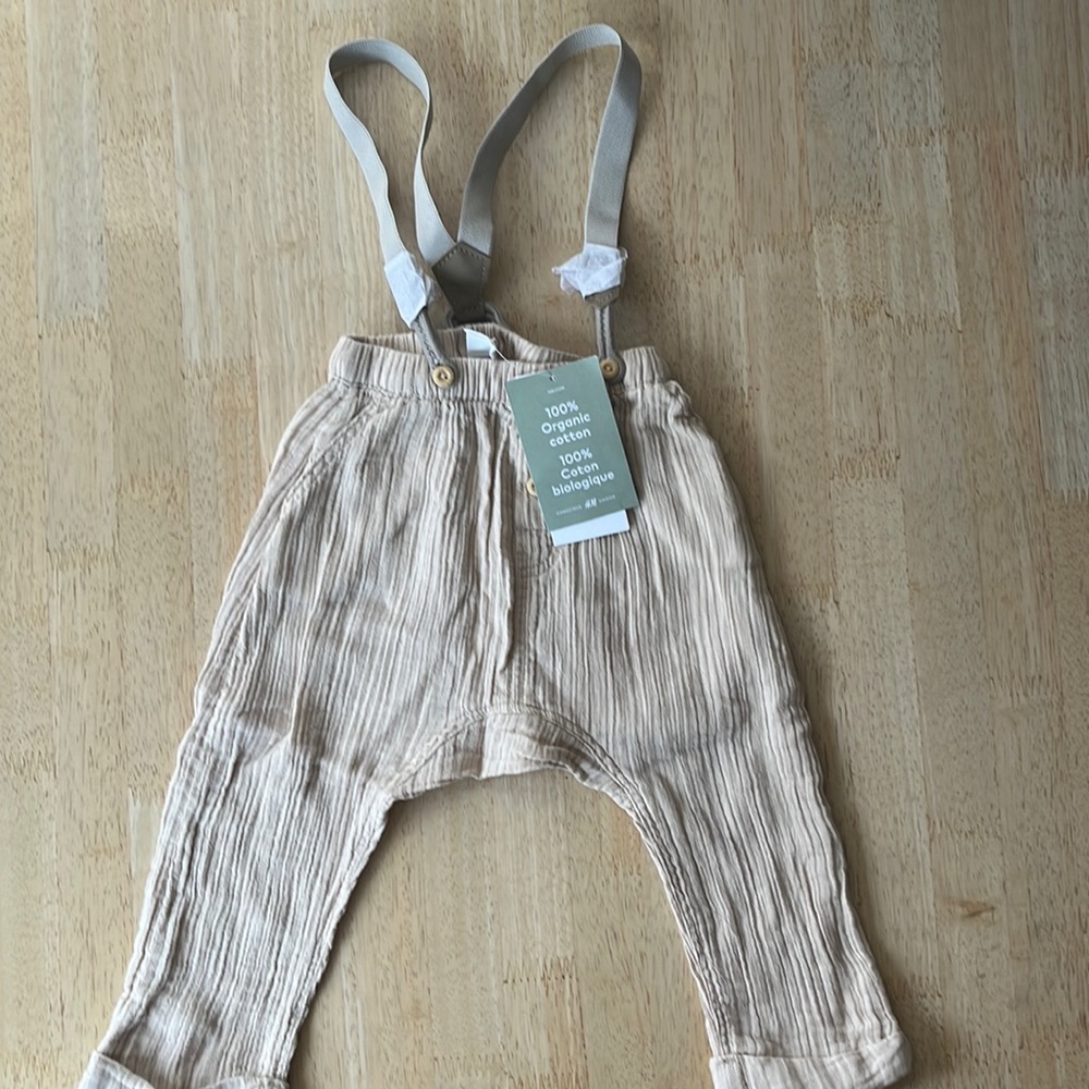 NWT toddler gauzey pants with suspenders